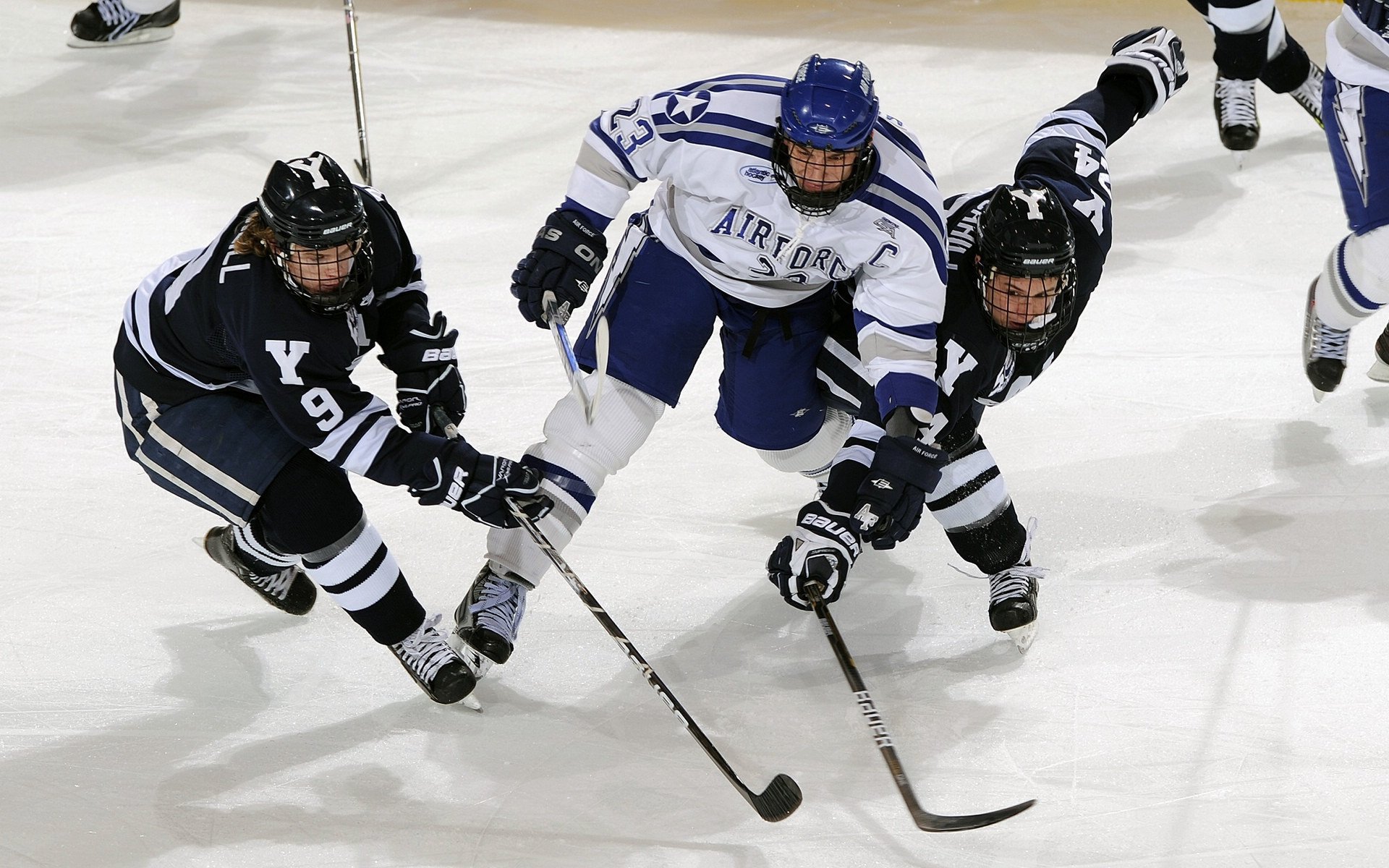 东京奥组委被爆财务黑洞，审计报告引争议，东京奥组委将退约60万张票